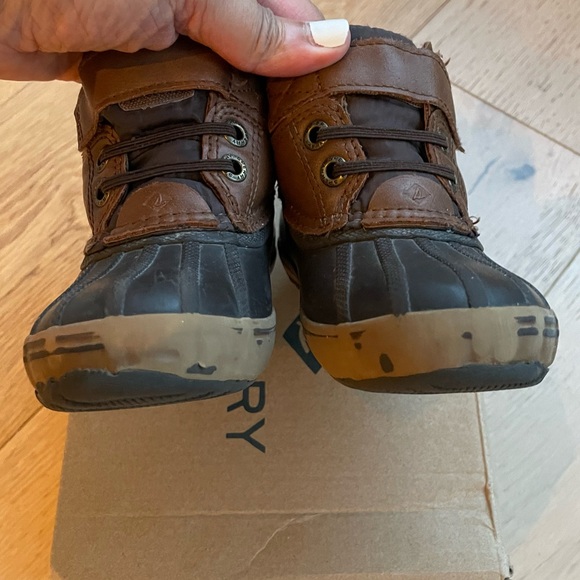 Sperry toddler boots - Picture 4 of 10